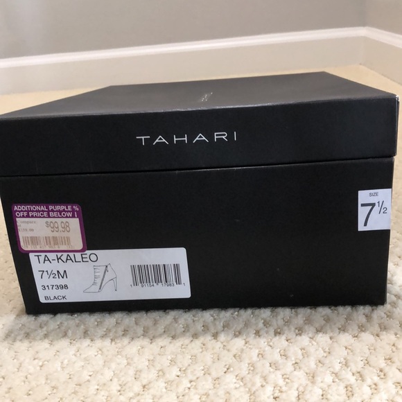 TAHARI black ankle boots, pointy toe. Size 7.5M. Box included - Picture 12 of 12